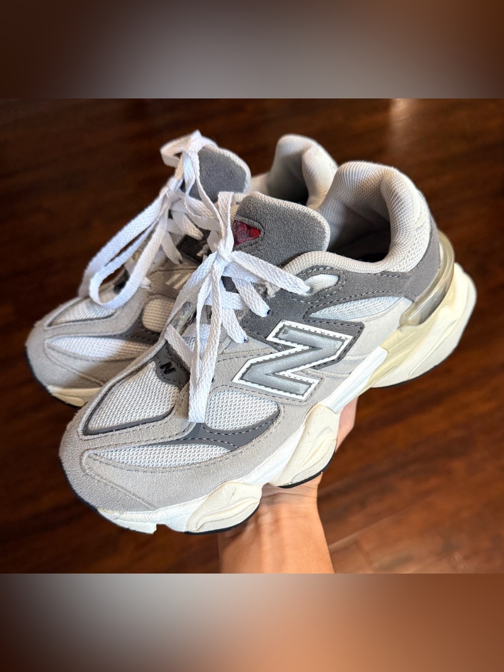 New Balance 9060 athletic Sneakers Suede Grey Kids Size 1.5